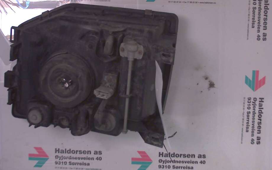Frontlykt høyre halogen til Mitsubishi Pajero 2000-2006 (Type III) (MITSUBISHI PAJERO GLS|MR387536|)