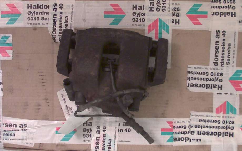 Bremsecaliper venstre foran til BMW 3-Serie 1998-2005 (E46) (E46) (BMW 316|)