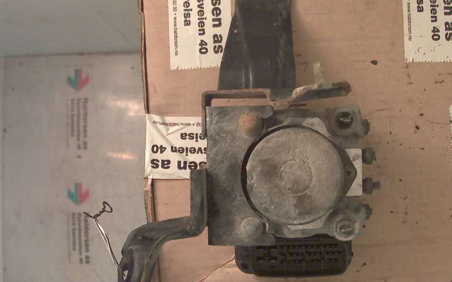 ABS sentral til Toyota RAV4 2000-2006 (Type II) (TOYOTA RAV4|)