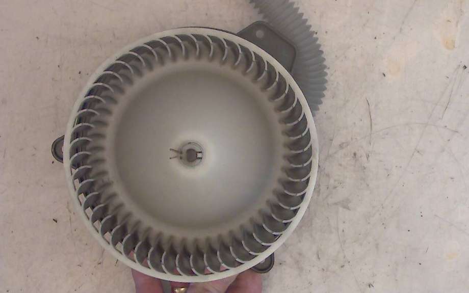 Varmeapparat motor til Mazda 323F 1999-2003  (MAZDA 323|HB111BJ0EB04|)