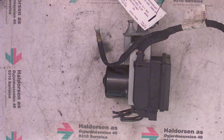 ABS sentral til Mercedes C-Klasse, 2000-2004 (Fase 1) (W203) (W203) (MERCEDES-BENZ C 200 CDI|)