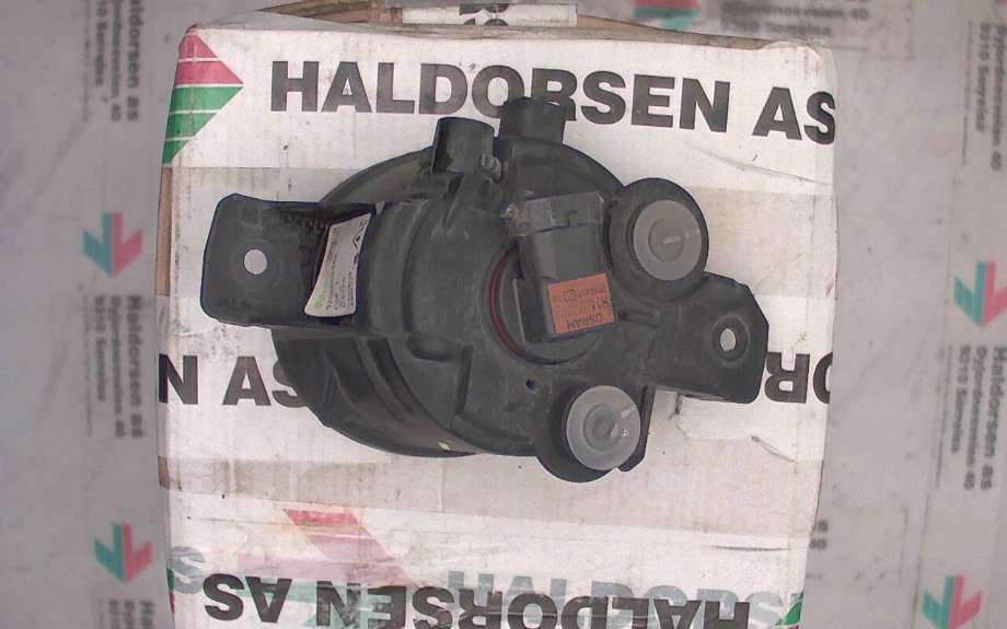 Tåkelykt venstre foran til Nissan Primera 2002-2007 (P12) (P12) (NISSAN PRIMERA|26155AU325|)