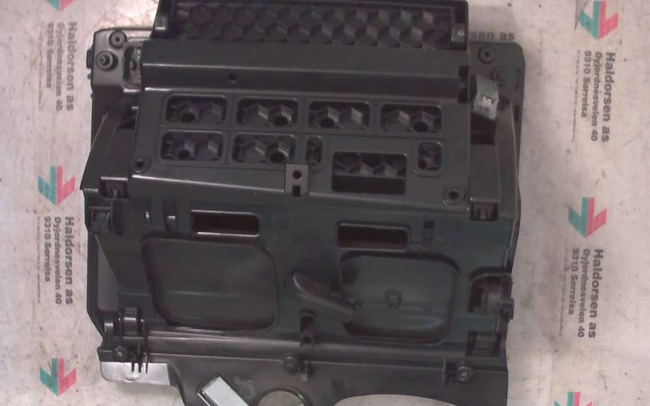 Hanskerom til VW Passat 2005-2010 (B6) (B6) (VOLKSWAGEN PASSAT|3C1 857 097 BF|)