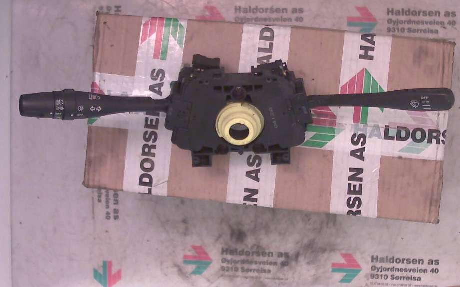 Bryter combi til Nissan King Cab 1998-2001 (Fase 1) (D22) (D22) (NISSAN NAVARA 2.5 TD 4X4|0412A|)