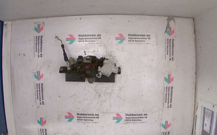 Bakluke/bakdør håndtak til Audi A6 1997-2001 (Type II, Fase 1) (C5) (C5) (AUDI A6 2.7 QUATTRO|8D9 827 565 H/J|)