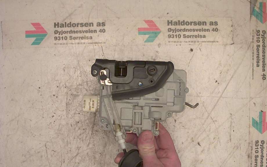 Låsekasse venstre bak til Audi A6 2005-2008 (Type III, Fase 1) (C6) (C6) (AUDI A6|4F0 839 015|)