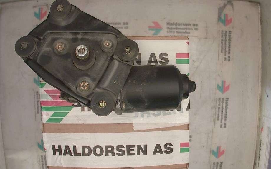 Viskermotor frontrute til Suzuki Ignis 2003-2010 (Type I) (UNGARN) (UNGARN) (SUZUKI|)