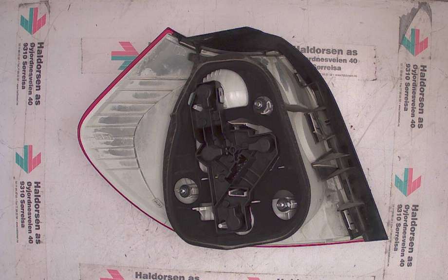 Baklykt høyre til BMW 1-Serie 2004-2011 (E81/E82/E87/E88) (E81/E82/E87/E88) (BMW|63 21 6 924 502||6 924 502-11)