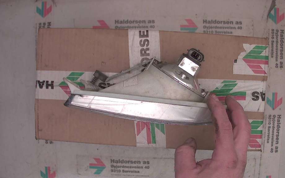 Tåkelykt høyre foran til Škoda Octavia 2005-2008 (Type II, Fase 1)  (SKODA|1Z0 941 702||1Z0 941 700)