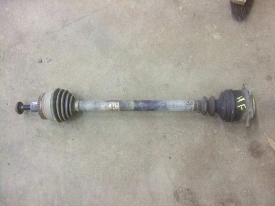 Drivaksel høyre foran til Audi A4, 2001-2004 (Type II) (B6) (B6) (AUDI A4|)