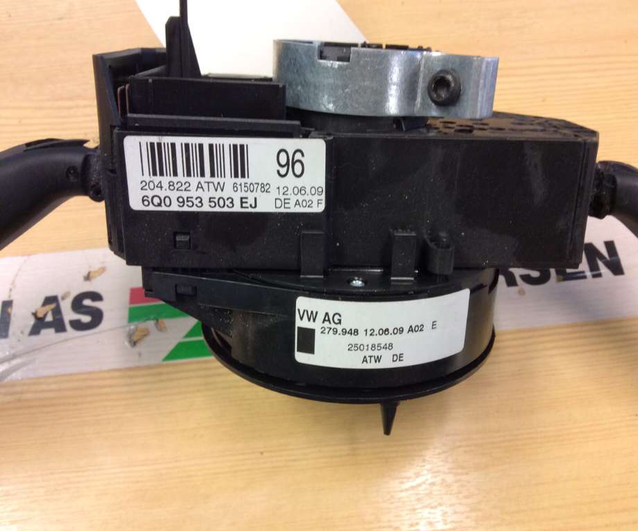Bryter combi til VW Polo 2009-2014 (Type V, Fase 1)  (VOLKSWAGEN|6Q0 953 503 EJ|)