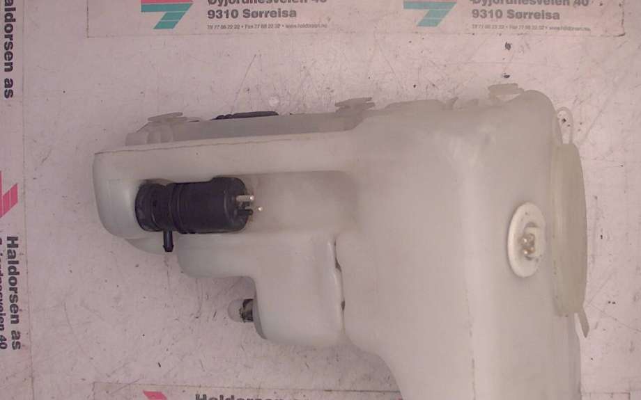 Spylertank til Mercedes C-Klasse 1993-2000 (W202) (W202) (MERCEDES|A 202 869 06 20|A 202 869 00 20)