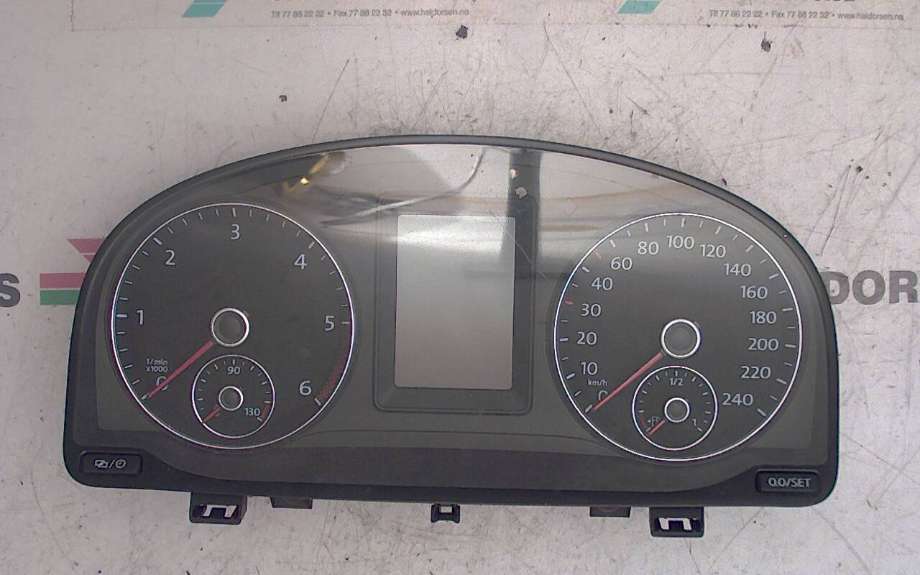 Instrumentpanel til VW Caddy 2010-2015 (Type III, Fase 2) (VOLKSWAGEN|2K0 920 875 L|2K0 920 875 LX|2K0920 875L)