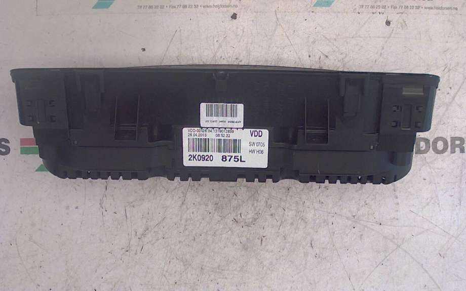 Instrumentpanel til VW Caddy 2010-2015 (Type III, Fase 2) (VOLKSWAGEN|2K0 920 875 L|2K0 920 875 LX|2K0920 875L)