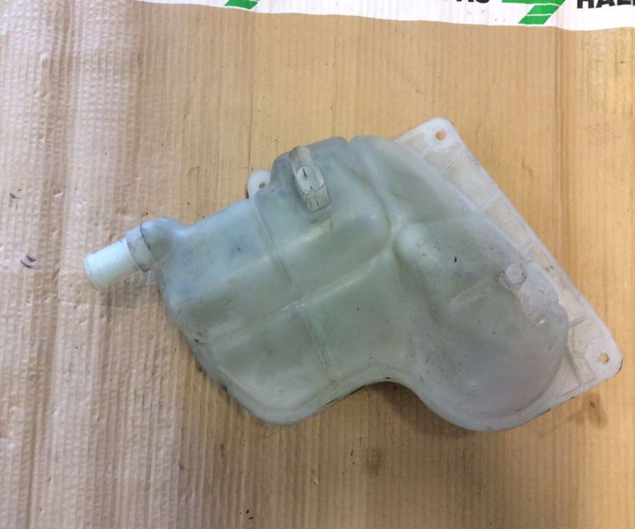Ekspansjonstank til VW Passat 2001-2005 (B5,3BG) (B5,3BG) (VOLKSWAGEN PASSAT|)