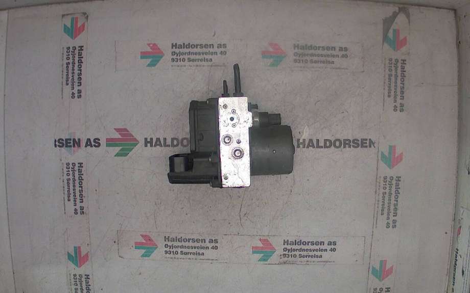 ABS sentral til Audi A4 2001-2004 (Type II) (B6) (B6) (AUDI|8E0 614 517 L|0265950011|)