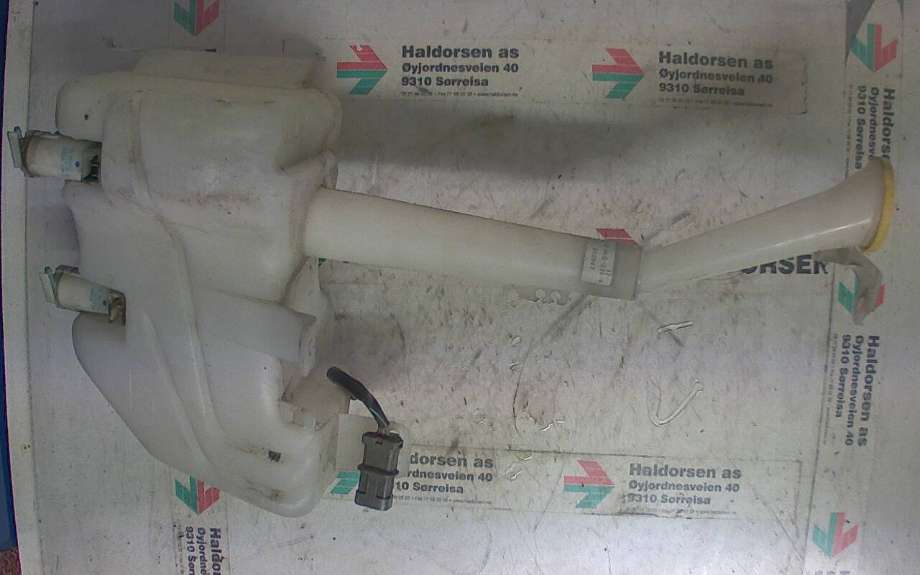 Spylertank til Nissan X-Trail 2002-2007 (T30) (T30) (NISSAN|)