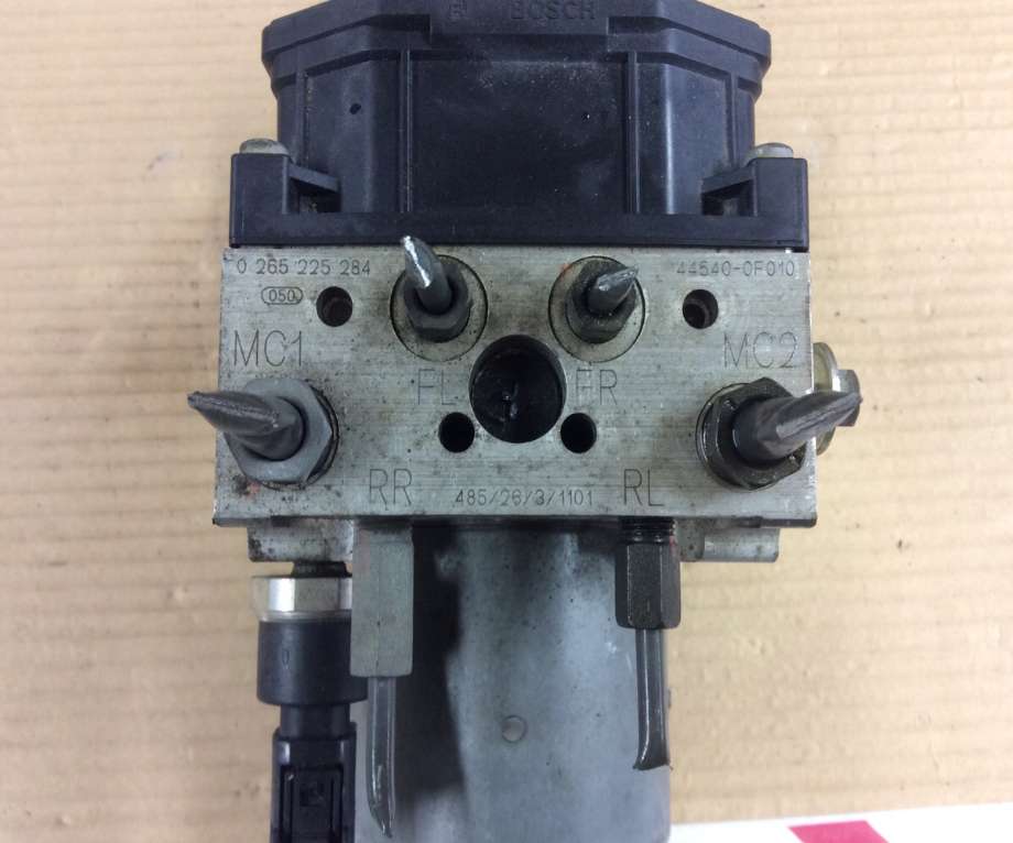 ABS sentral til Toyota Verso 2004-2009 (Type II) (TOYOTA|44540-0F010|0 265 225 284|)