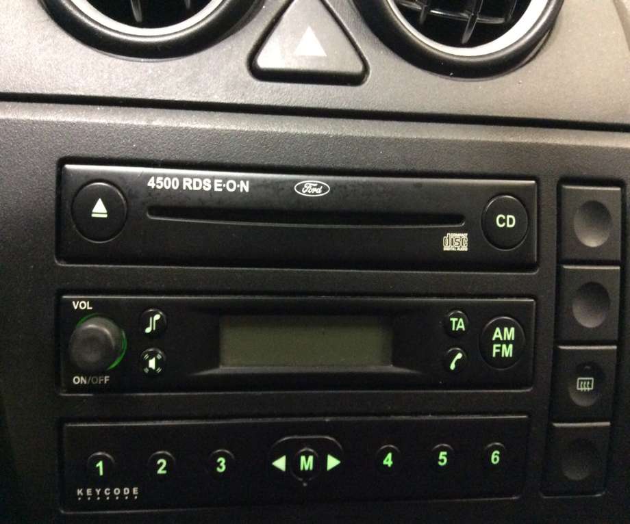 Bilstereo til Ford Fiesta, 2002-2008 (Type V) (FORD|)