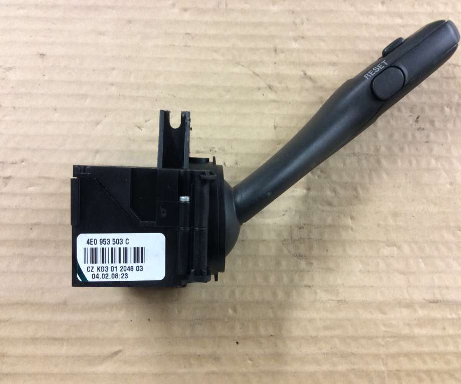 Bryter visker til Audi A4 2004-2008 (Type III) (B7) (B7) (AUDI|4E0 953 503 C|)