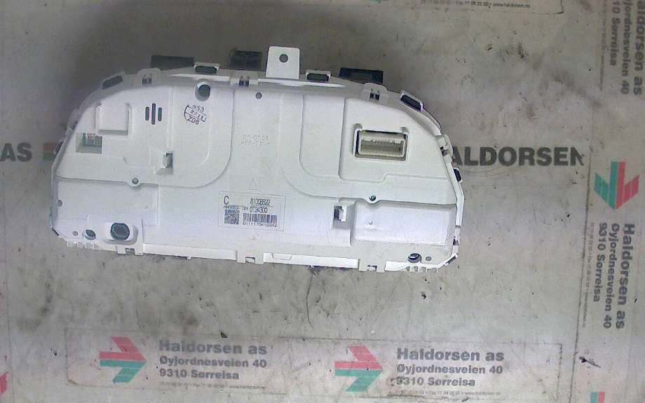 Instrumentpanel til Mitsubishi Outlander 2010-2012 (Type II, Fase 2)  (MITSUBISHI||8100B622)