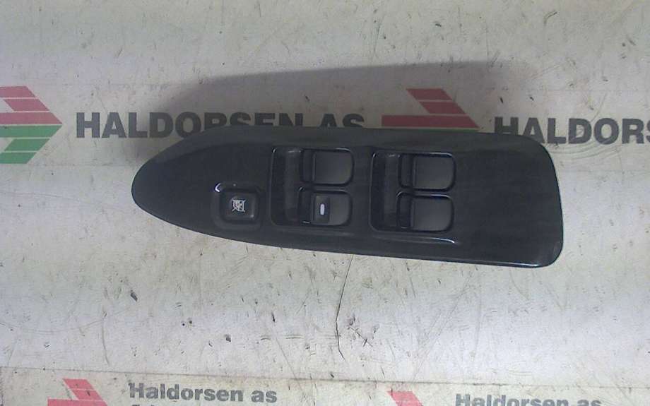 Bryter ruteheis til Mitsubishi Lancer 2003-2007 (MITSUBISHI||MR587878)