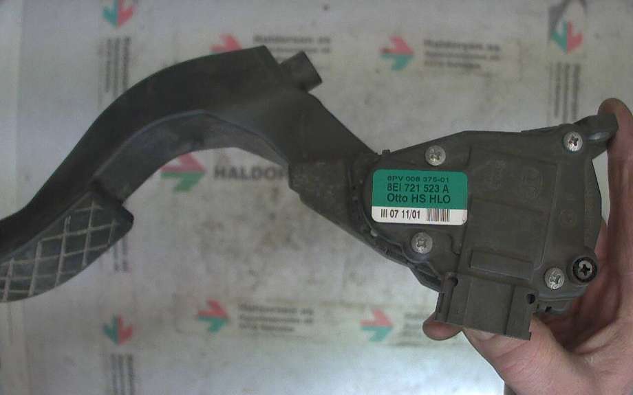 Pedal gass til Audi A4, 2001-2004 (Type II) (B6) (B6) (AUDI A4|8EI 721 523 A)