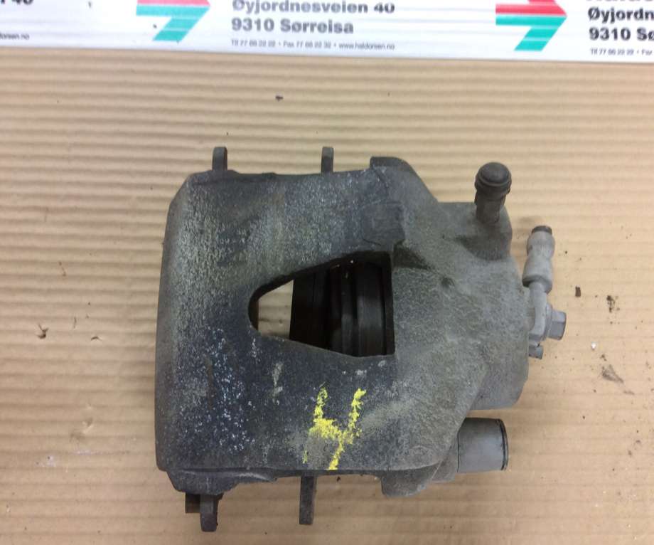 Bremsecaliper høyre foran til VW Golf V, Combi, 2003-2008  (VOLKSWAGEN|1K0 615 124 D)