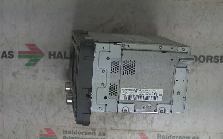 Bilstereo navigasjon til VW Touran 2007-2010 (Type I, Fase 2)  (VOLKSWAGEN|3C0 035 270|)