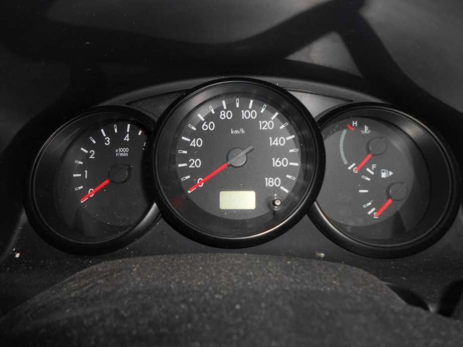 Instrumentpanel til Mazda BT-50 2007-2013  (MAZDA|UC3R55430|UC3R 55 430|157540-6351)