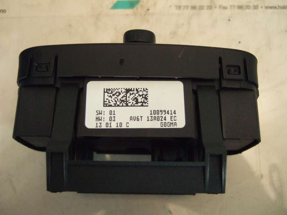 Bryter lys til Ford Kuga 2013-2019  (FORD|AV6T 13A024 EC|)