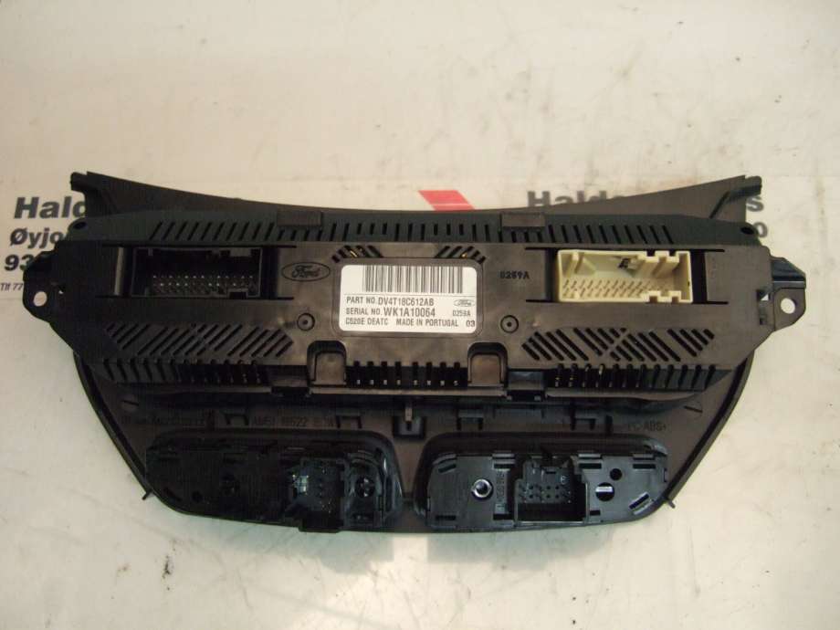 Varmeapparat betjening til Ford Kuga 2013-2019 (FORD|DV4T18C612AB|)