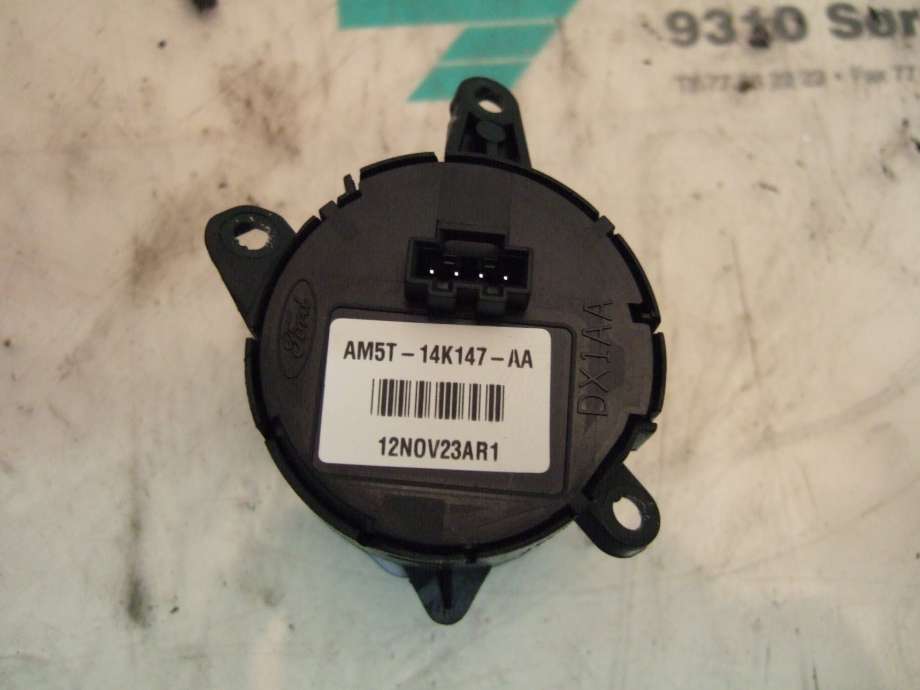 Bryter diverse til Ford Kuga 2013-2019  (FORD|AM5T-14K147-AA|)