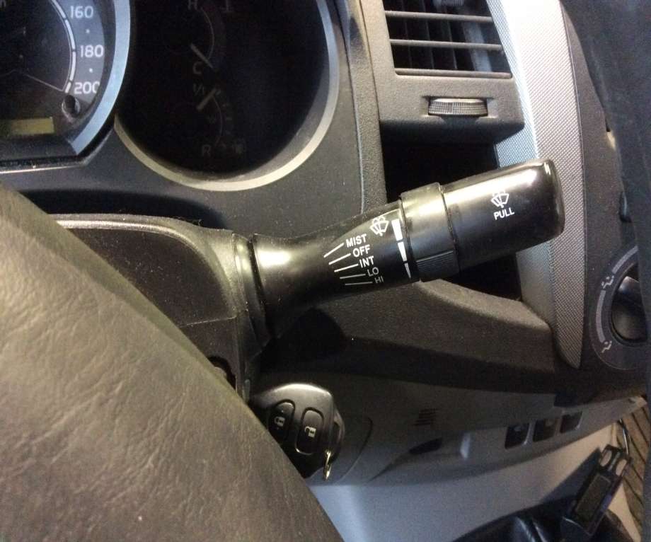Bryter visker til Toyota Hilux, 2006-2011 (TOYOTA|)