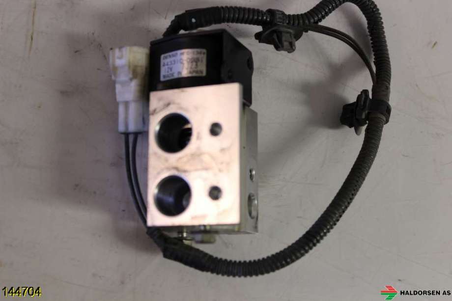 Diverse deler til Toyota Hilux, 2006-2011 (TOYOTA|443310-0981)