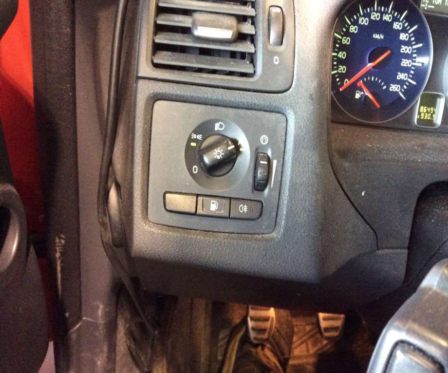 Bryter lys til Volvo C30, 2010-2012 (Fase 2)  (VOLVO|31318936)