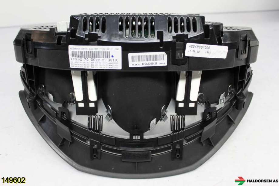 Instrumentpanel til Mercedes C-Klasse 2007-2011 (Fase 1) (W204) (W204) (MERCEDES|A 204 900 70 00|)