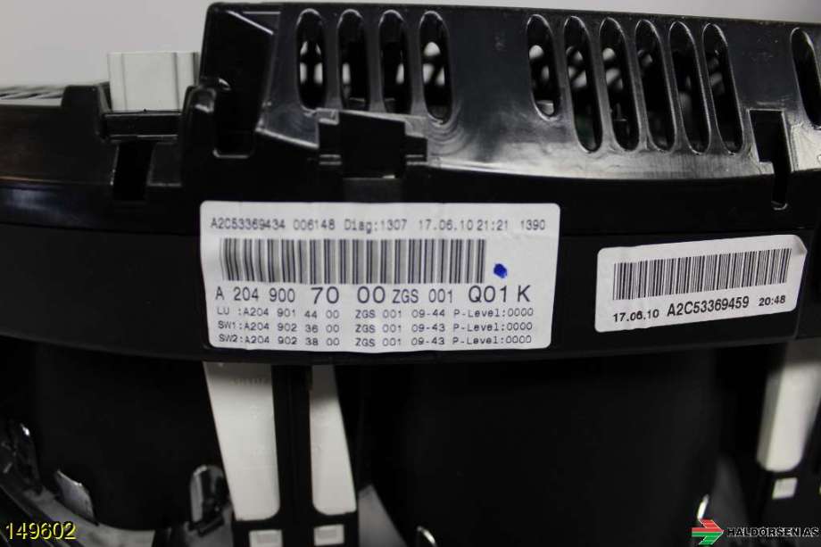 Instrumentpanel til Mercedes C-Klasse 2007-2011 (Fase 1) (W204) (W204) (MERCEDES|A 204 900 70 00|)