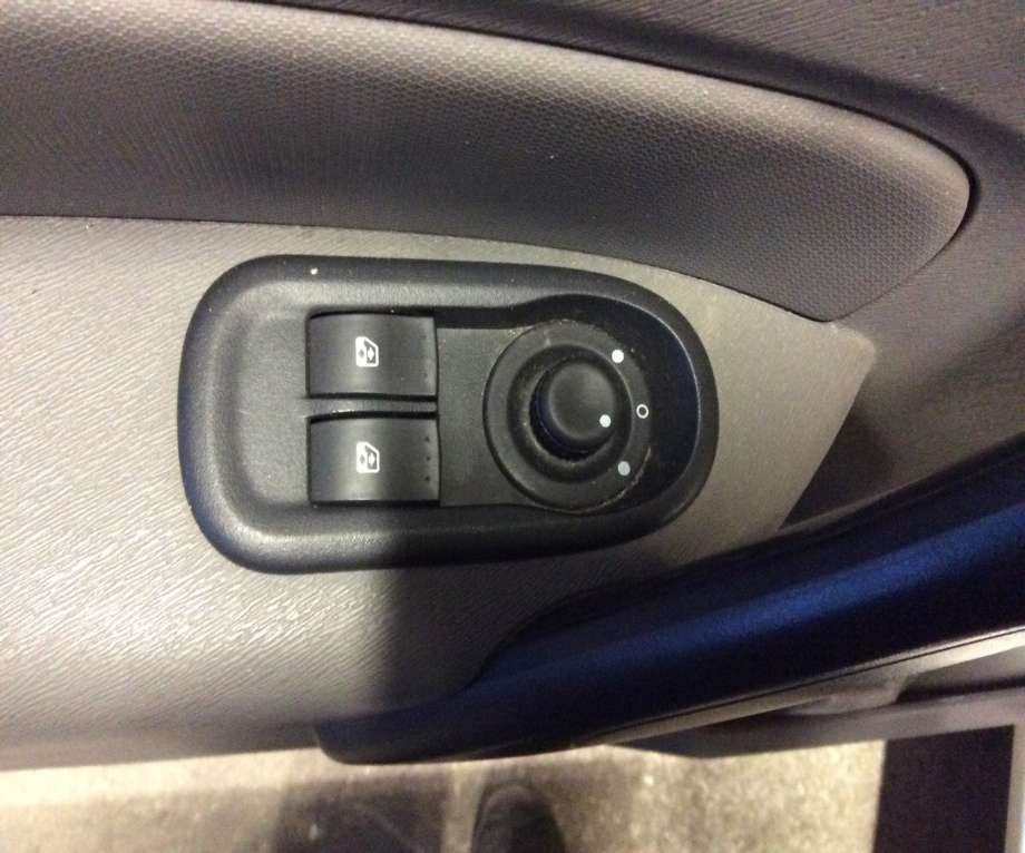 Bryter ruteheis til Renault Kangoo, 2008-2021 (Type II) (RENAULT|1007479)
