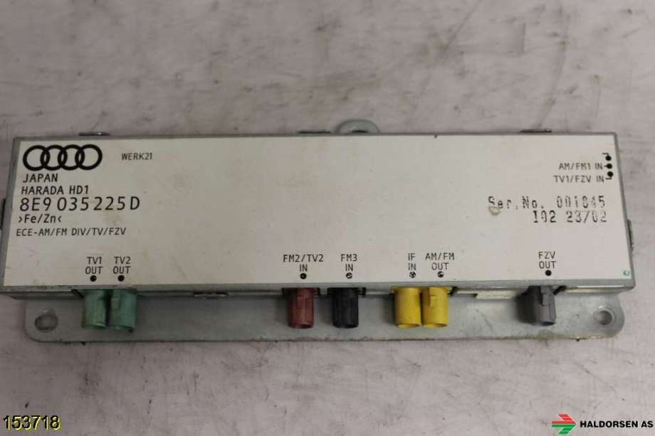 Antenne forsterker til Audi A4 2001-2004 (Type II) (B6) (B6) (AUDI|8E9 035 225 D|)