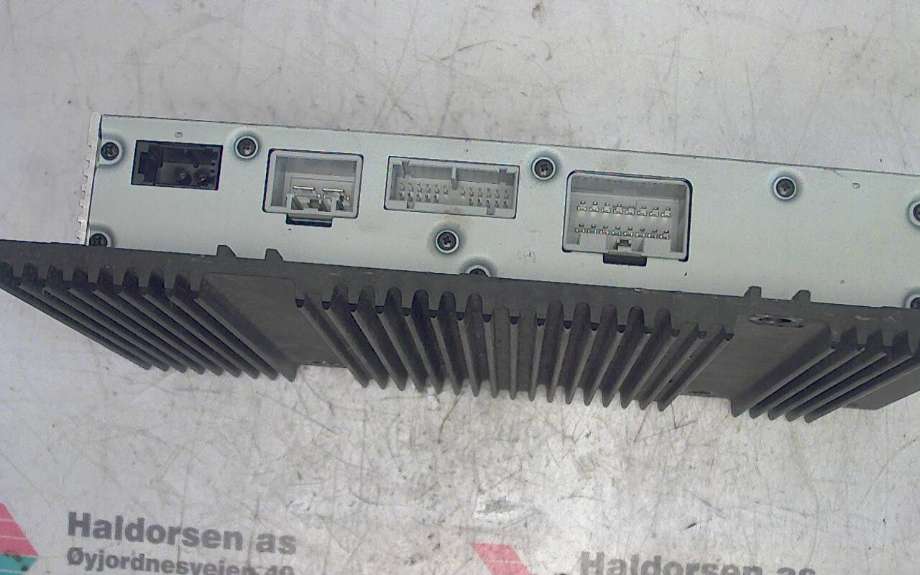 Bilstereo forsterker til Volvo XC90 2002-2006 (Type I, Fase 1)  (VOLVO|30732825|)