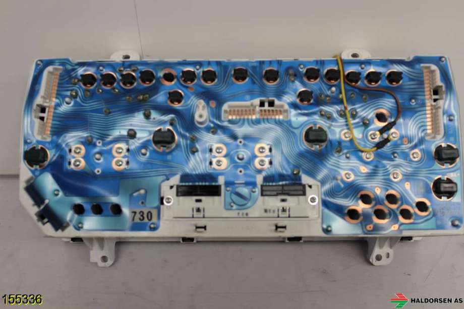 Instrumentpanel til Toyota Hiace 2007-2012 (Fase 3)  (TOYOTA|8386126881|8384126600|8382126880)