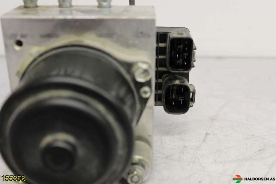 ABS sentral til Toyota Hiace 2007-2012 (Fase 3)  (TOYOTA|44050-26040|)