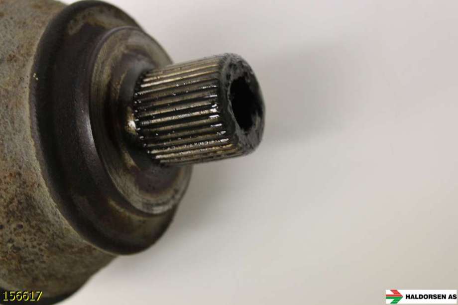 Drivaksel venstre bak til Audi A8 2003-2010 (Type II)  (AUDI|4E0 501 203 DX|)
