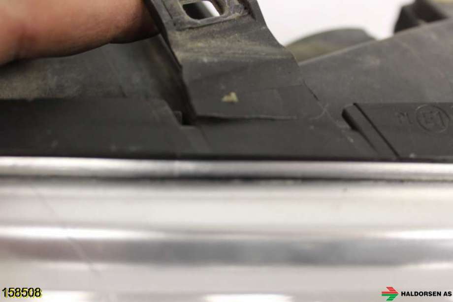 Frontlykt høyre halogen til VW Touran 2003-2006 (Type I, Fase 1)  (VOLKSWAGEN|1T0 941 006 R|)