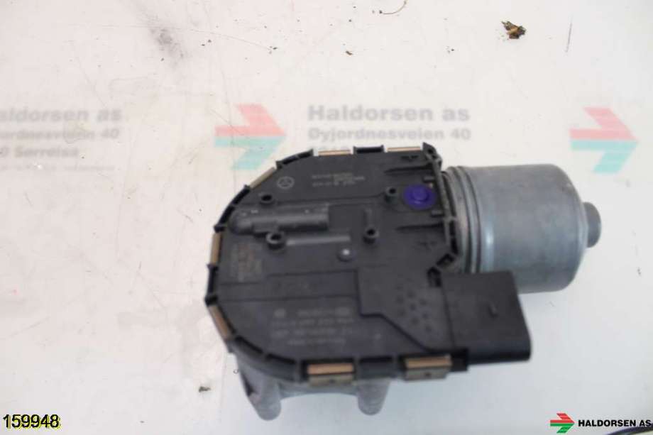 Viskermotor frontrute til Mercedes C-Klasse 2014-2018 (Fase 1) (W205) (W205) (MERCEDES|A 205 820 07 40|)
