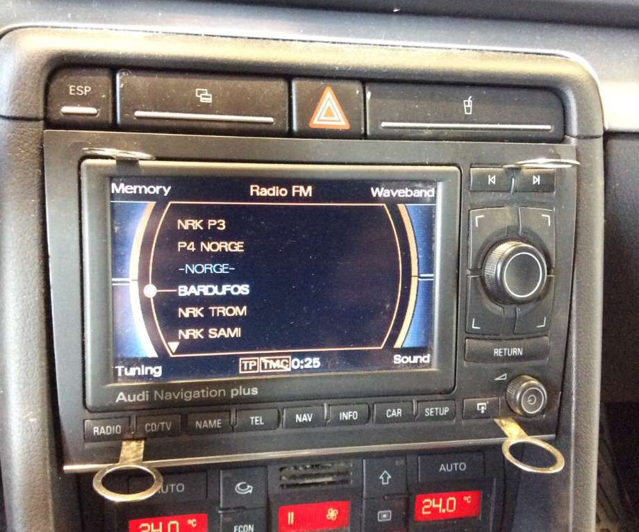 Bilstereo navigasjon til Audi A4, 2004-2008 (Type III) (B7) (B7) (AUDI|8E0 035 192 T)