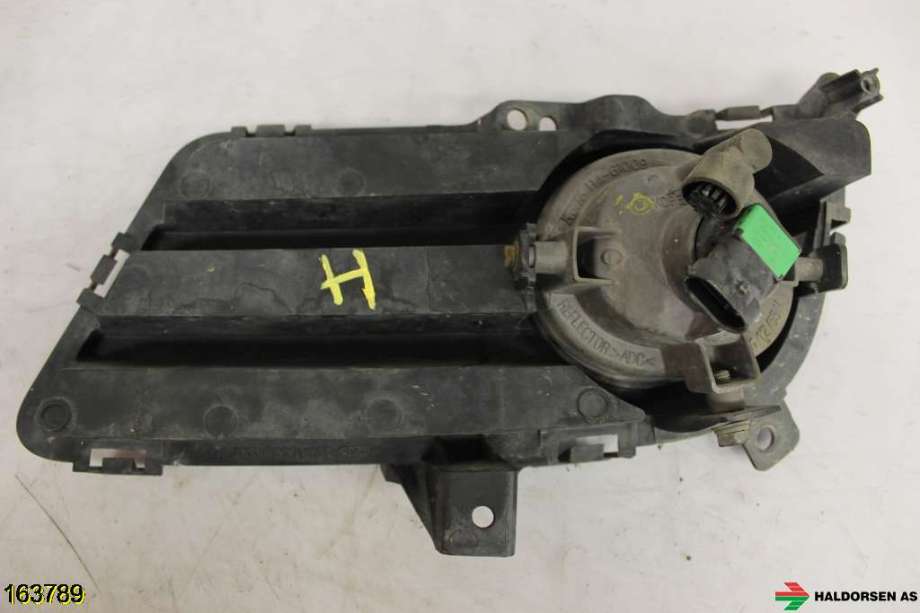 Tåkelykt høyre foran til Mazda 5 2005-2010 (Type I) (MAZDA|L169-51-680A|)