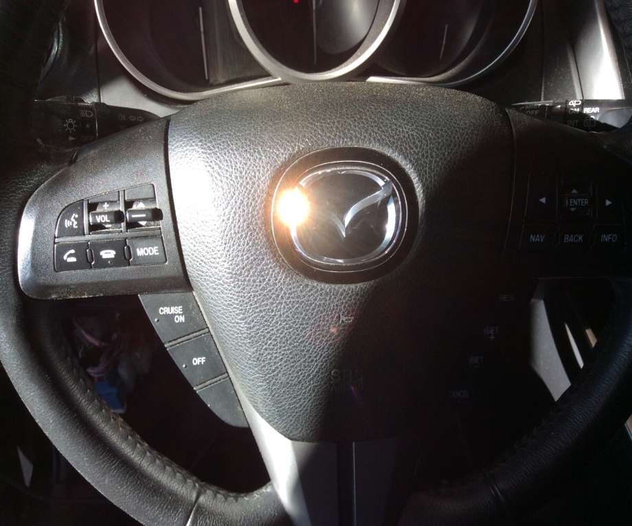 Airbag rattpute til Mazda CX-7, 2007-2012  (MAZDA|EH62-57-K00)