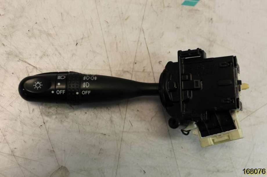 Bryter lys til Toyota Yaris Verso 1999-2007 (TOYOTA|84140-52040|)